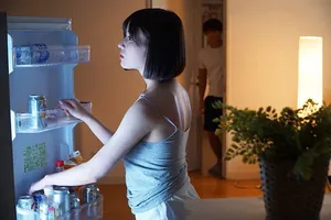 Chị người vợ cãi nhau với chồng yêu đến nhà người tình ở rồi xoạc luôn gã chồng em gái