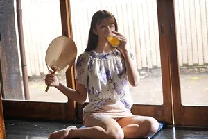 Mùa hè buồn chán ở quê nện bà xã nhà bên thiếu thốn vì lấy ông xã già