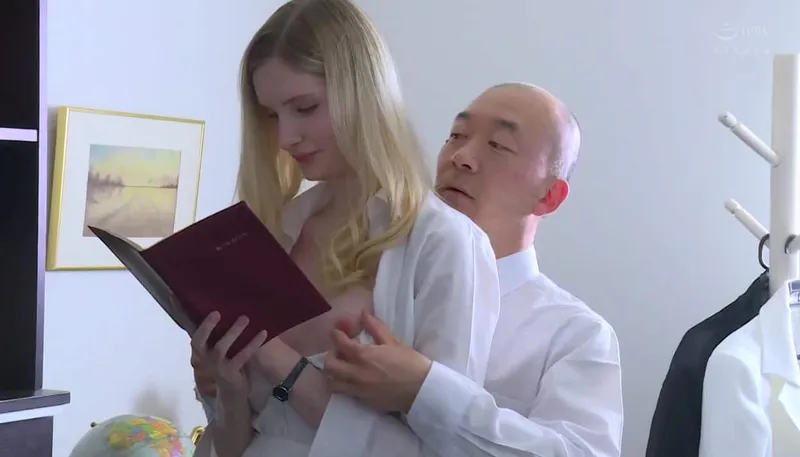 Vợ yêu chấp nhận làm cô bạn gái cho đối tác của Ông xã để trả nợ
